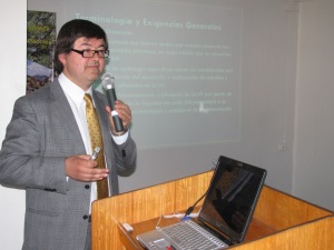 Pablo Benario en seminario de energía.